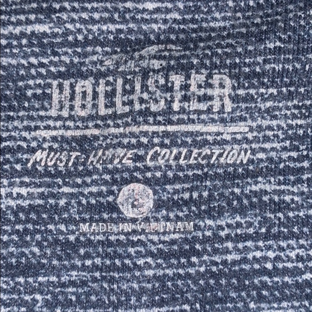Button up Tee - Picture 3 of 3